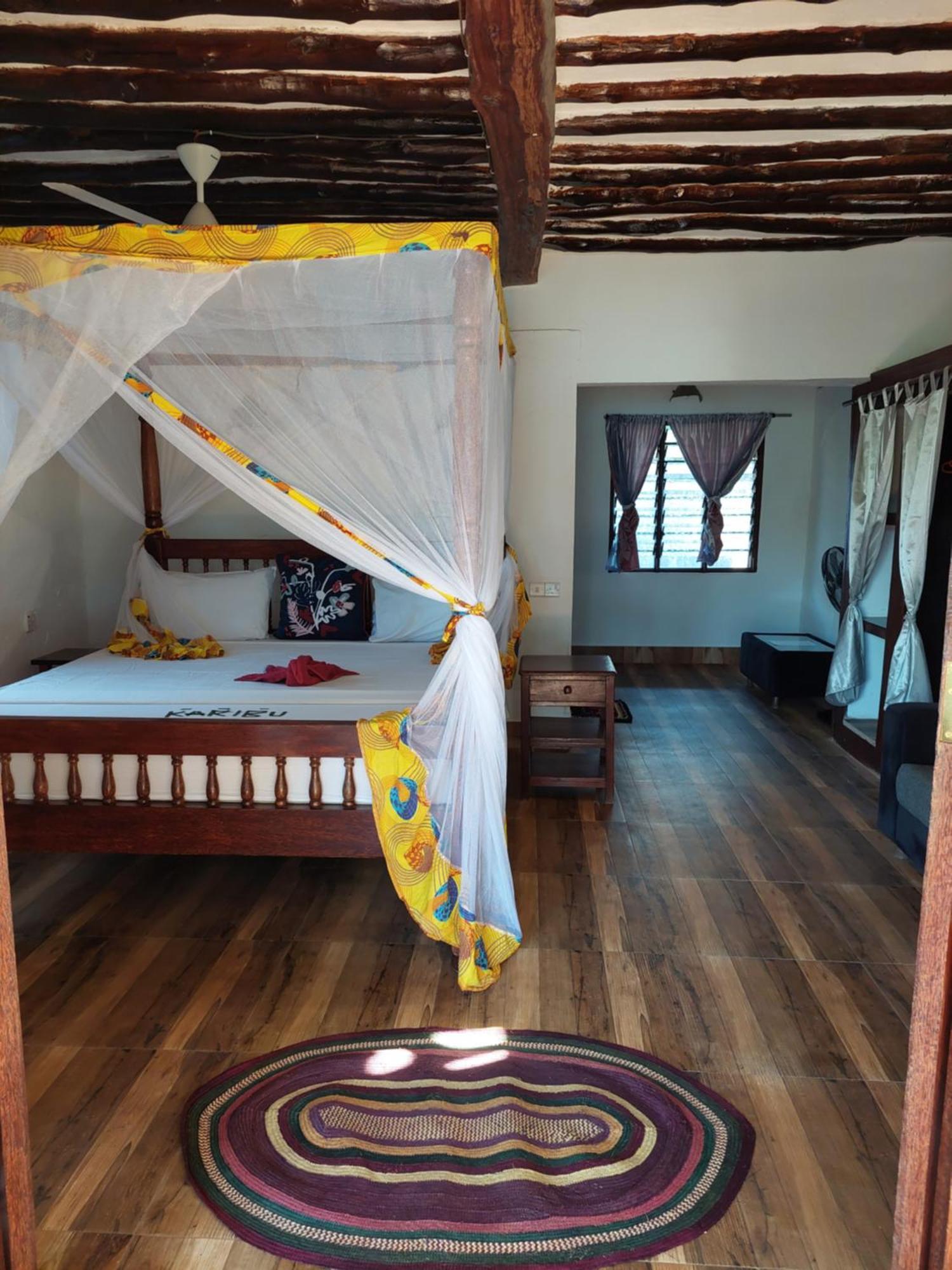 Queen Of Sheba Beach Lodge Pongwe Eksteriør bilde