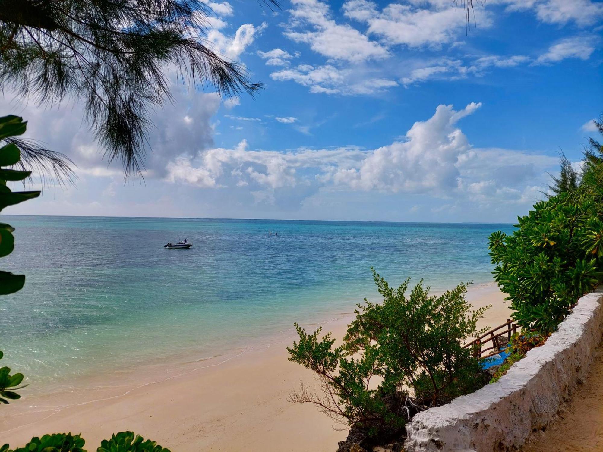 Queen Of Sheba Beach Lodge Pongwe Eksteriør bilde