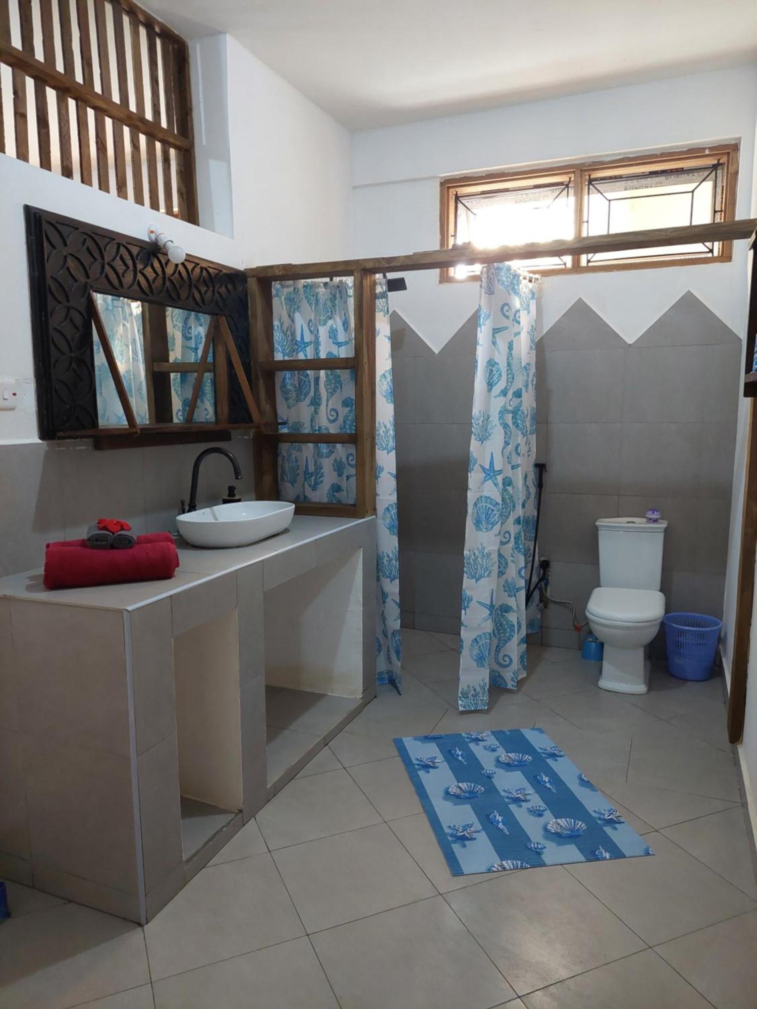 Queen Of Sheba Beach Lodge Pongwe Eksteriør bilde